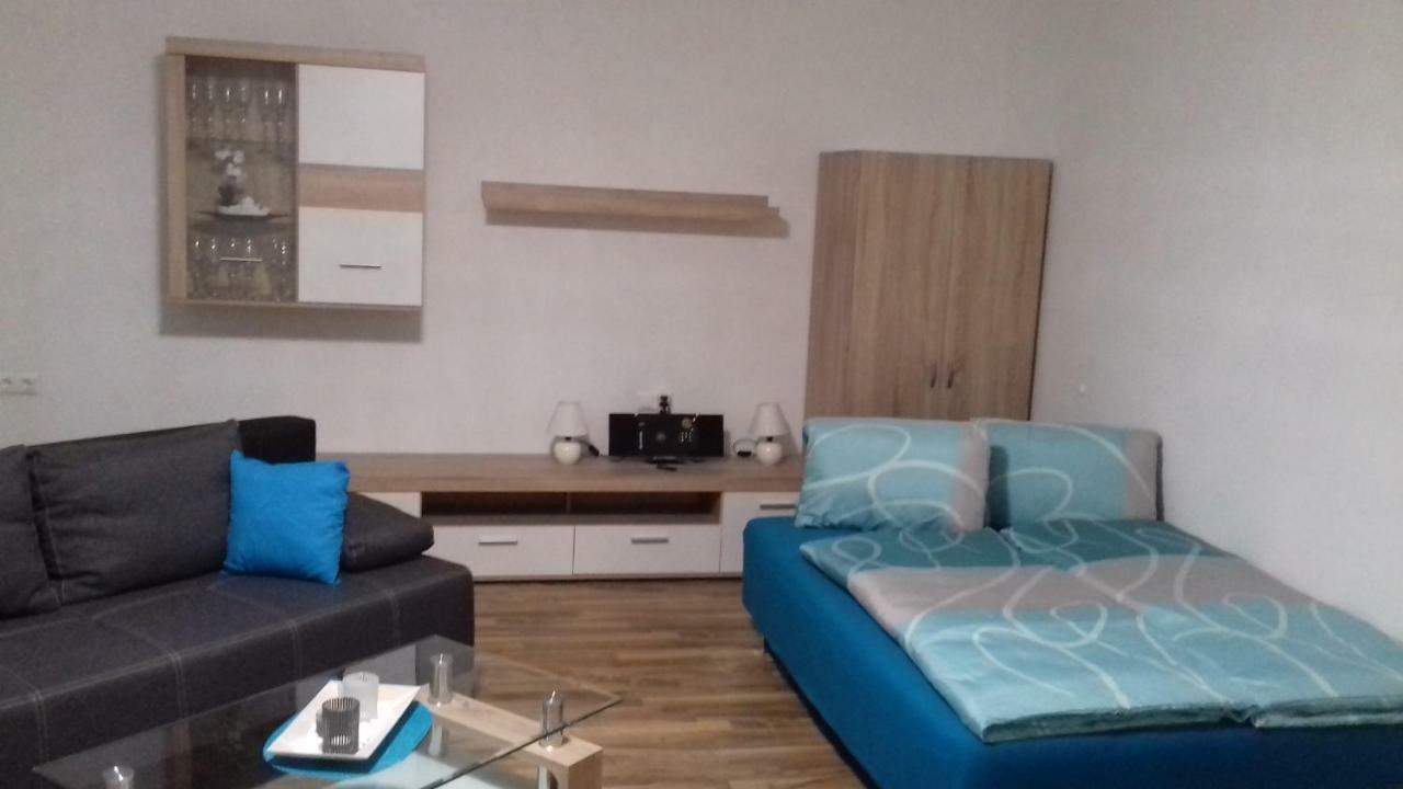 Ferienwohnung Michaela ฟลาทอาค ภายนอก รูปภาพ