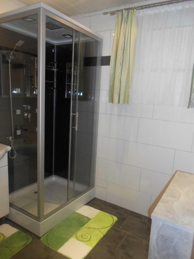Ferienwohnung Michaela ฟลาทอาค ภายนอก รูปภาพ
